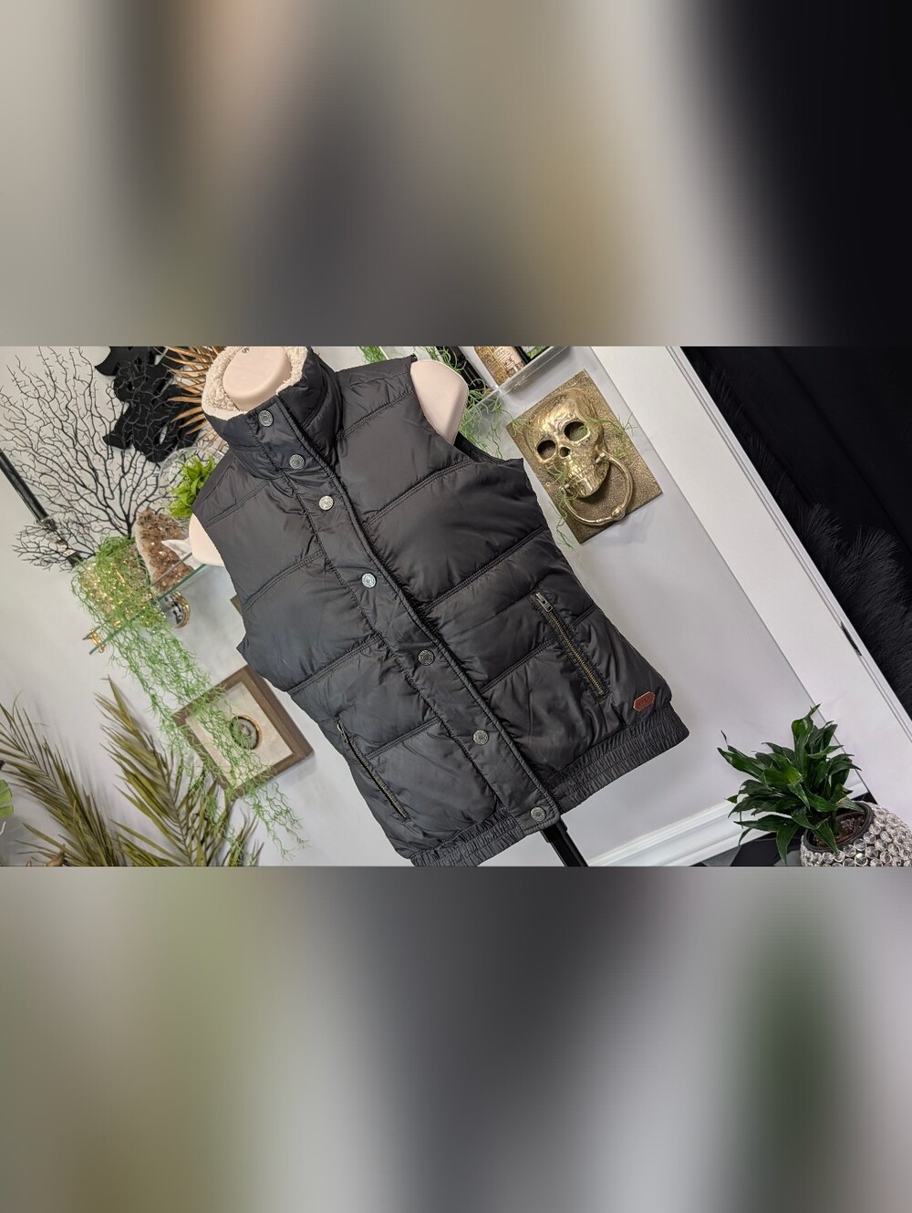 Roxy Black Puffer Vest XS-SM